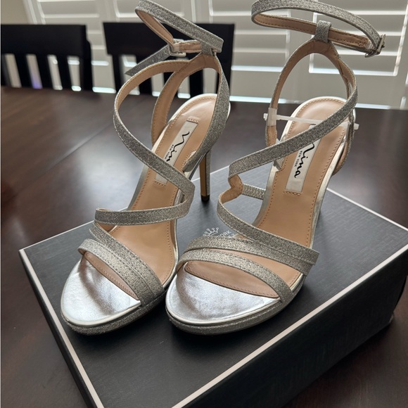 Women’s Nina New York Heels - Picture 1 of 5